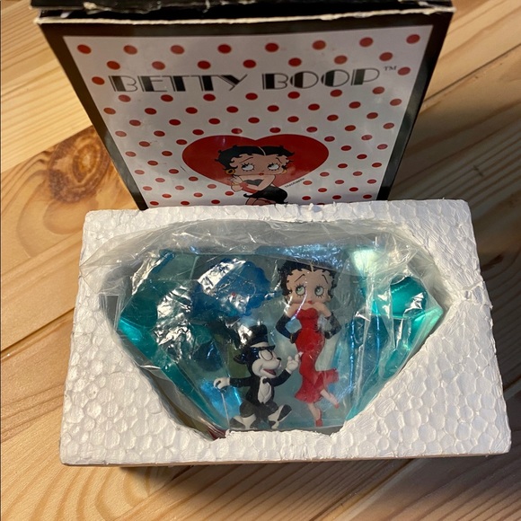 Rare Betty Boop & Bimbo Diamond Paperweight